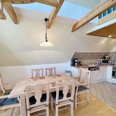 Inselsonne Haus Inge - Helisa In Apartment Breege